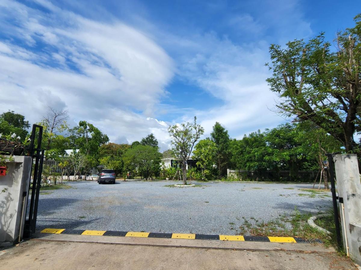 Utapao Sattahip Rayong Resort Ban Nong Sa Exterior photo