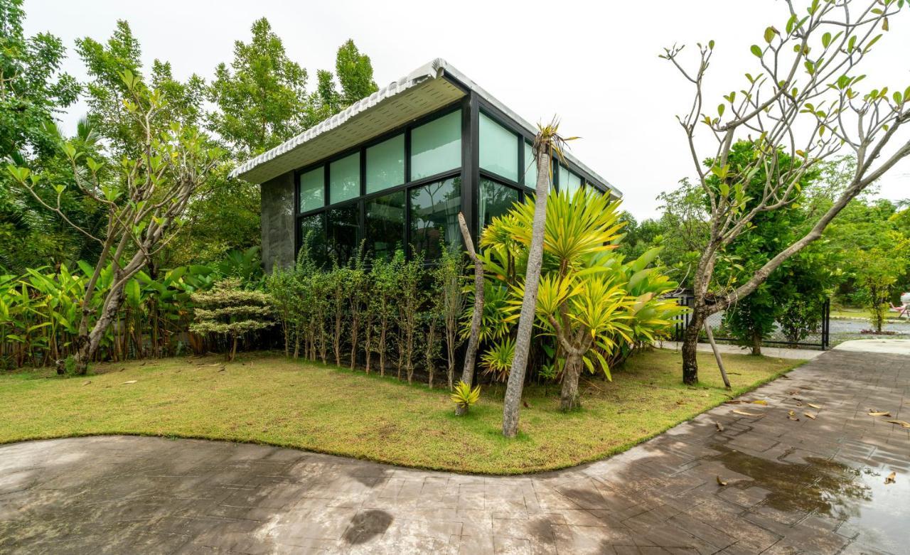Utapao Sattahip Rayong Resort Ban Nong Sa Exterior photo