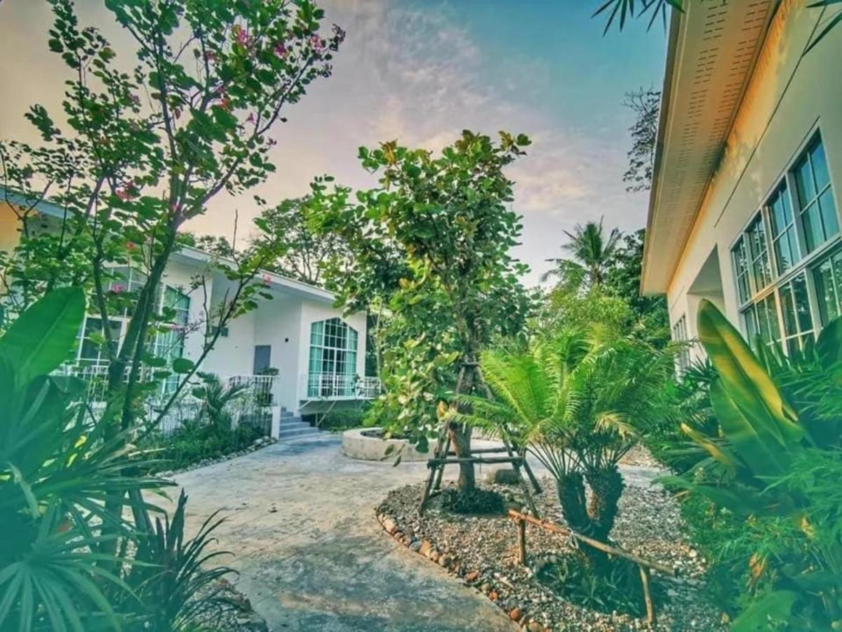 Utapao Sattahip Rayong Resort Ban Nong Sa Exterior photo